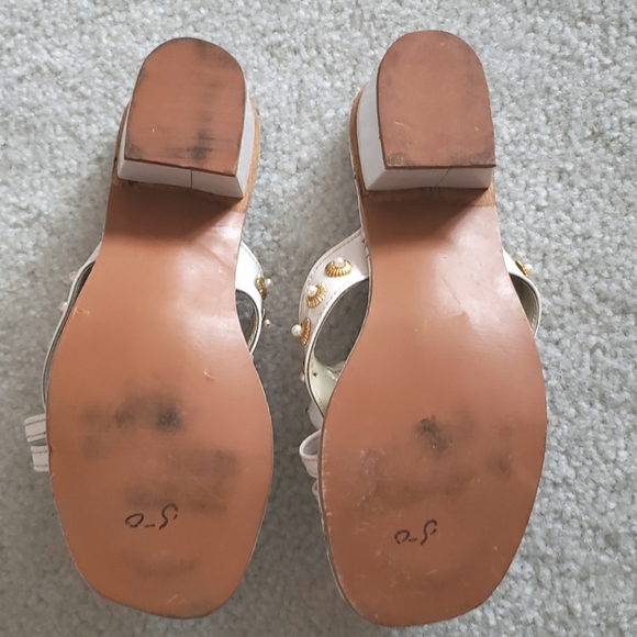White sandals - Picture 3 of 3